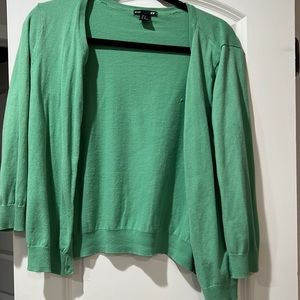 Green short cardigan
